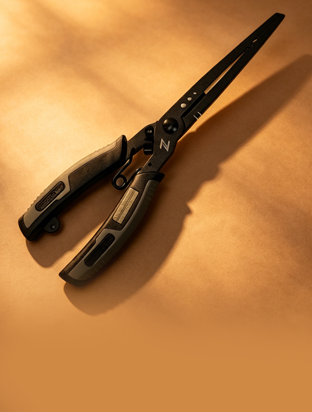 Pliers